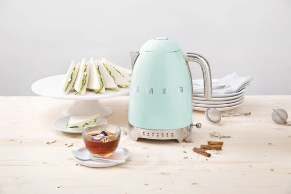 bollitore-smeg-verde